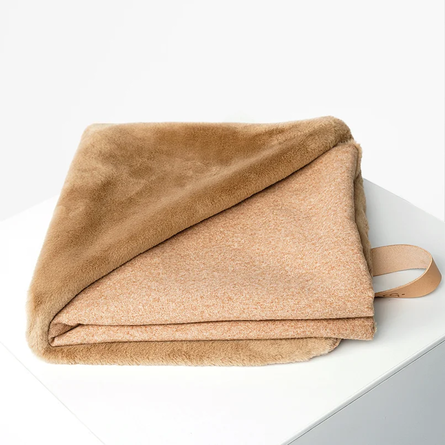 Barq - Pela Blanket Складной меховой плед, S-M, Миндаль